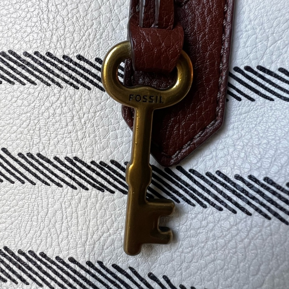 Fossil Neutral Striped Sydney Satchel Crossbody Bag - Picture 2 of 16